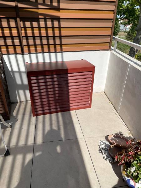 Groupe extérieur avec le cache groupe 